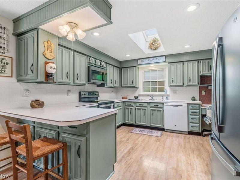 5080 Shamrock Avenue NW, North Canton, OH 44720 Photo 7