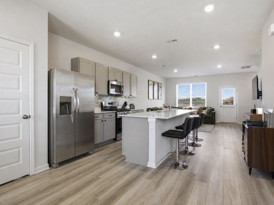 Property Image 8