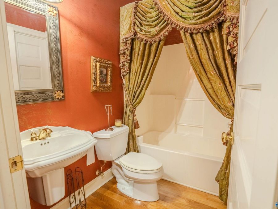Property Image 23