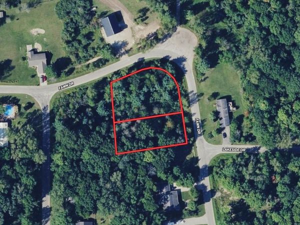 4505 Fawn Drive, Unit 119, Perrinton, MI 48871