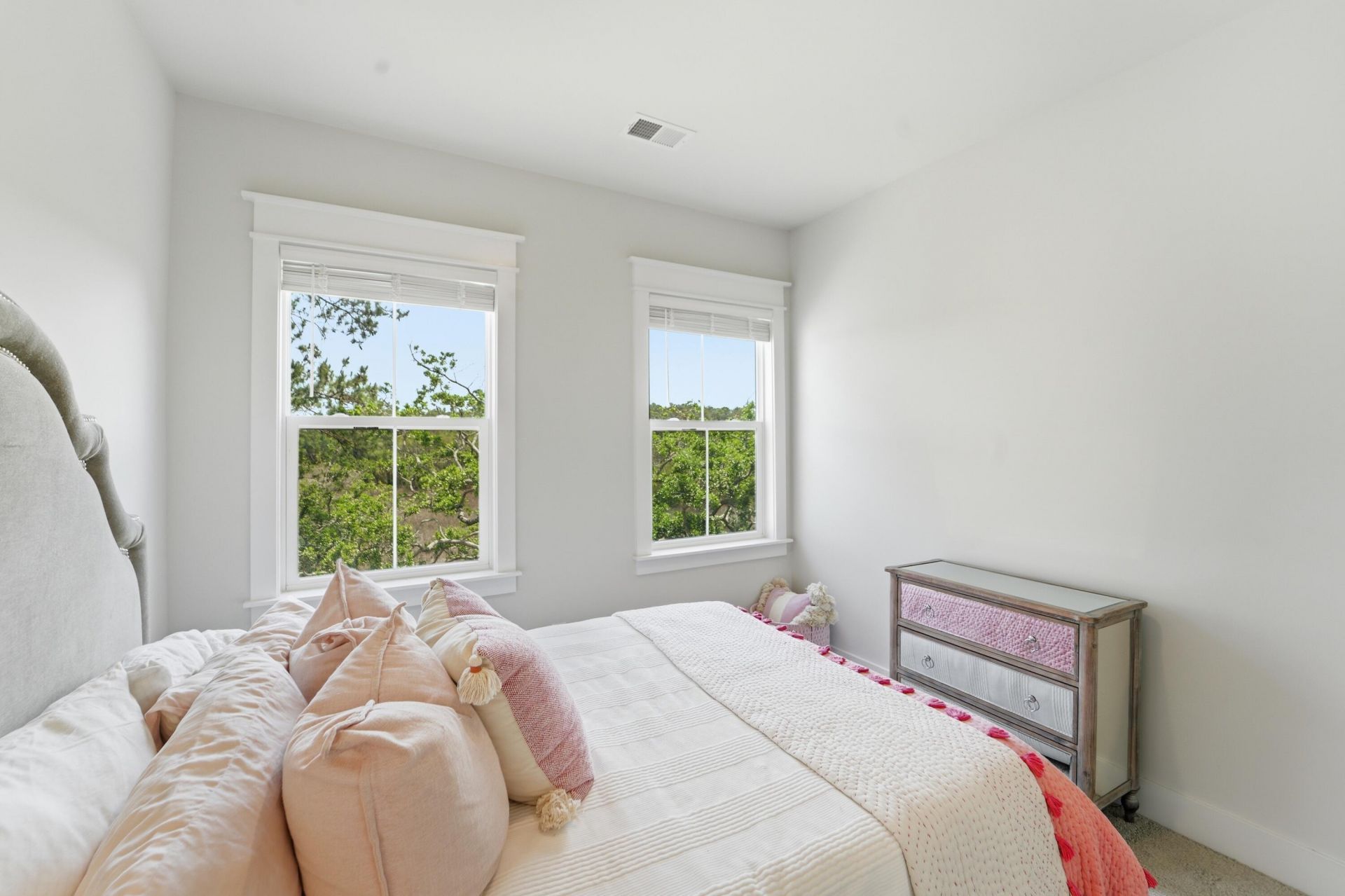 820 Forrest Drive Photo 49