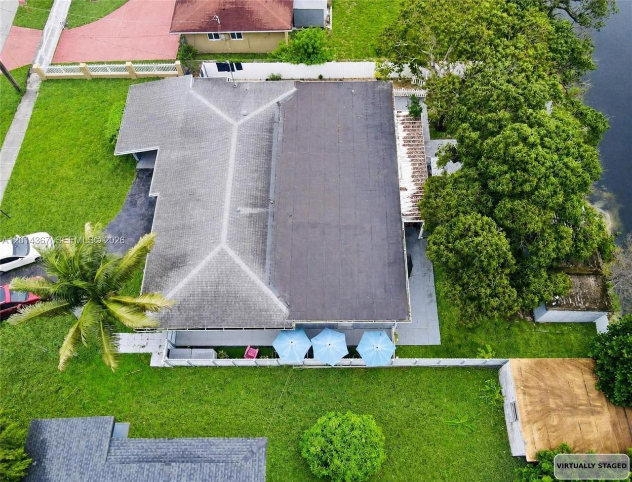 18901 NW 28th Pl, Miami Gardens, FL 33056 Photo