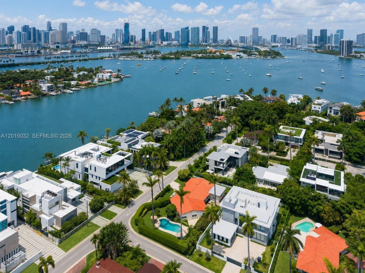 363 S Hibiscus Dr , Miami Beach, FL 33139 Photo