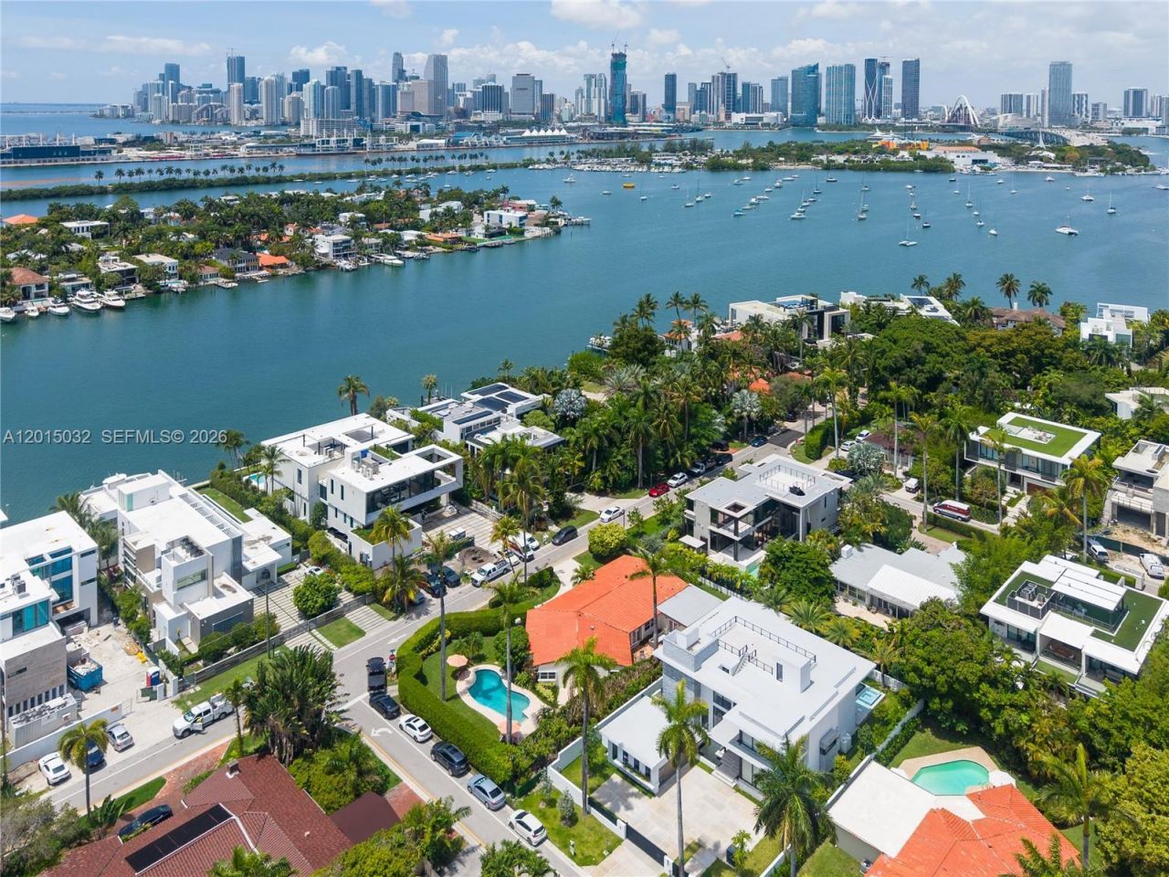 363 S Hibiscus Dr , Miami Beach, FL 33139 Photo
