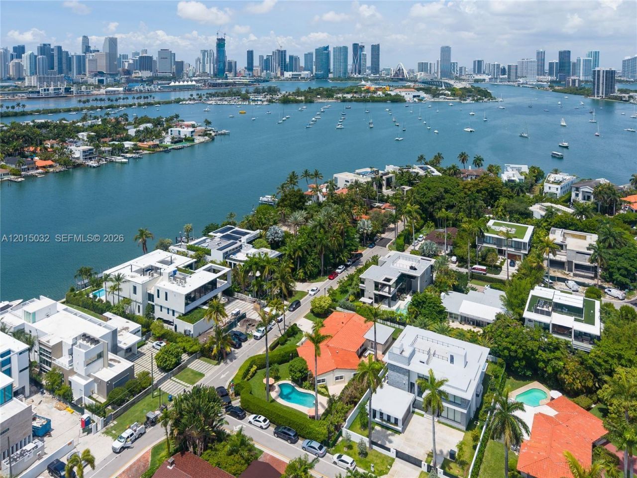 363 S Hibiscus Dr , Miami Beach, FL 33139 Photo