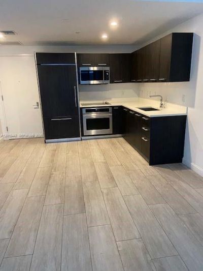 45 SW 9th St , Unit 1007, Miami, FL 33130 Photo