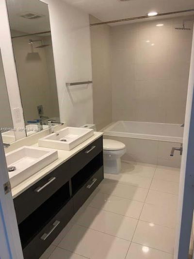 45 SW 9th St , Unit 1007, Miami, FL 33130 Photo