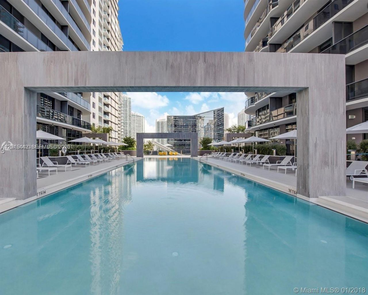 45 SW 9th St , Unit 1007, Miami, FL 33130 Photo