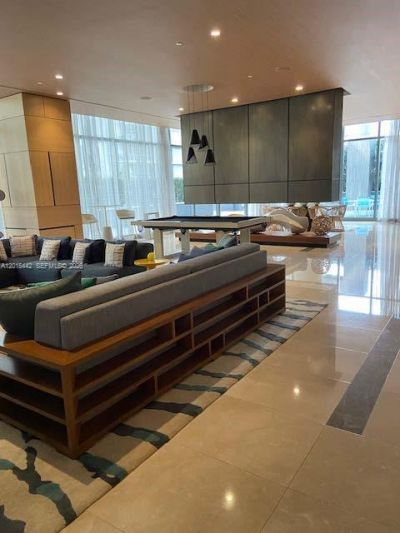 45 SW 9th St , Unit 1007, Miami, FL 33130 Photo