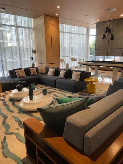 45 SW 9th St , Unit 1007, Miami, FL 33130 Photo