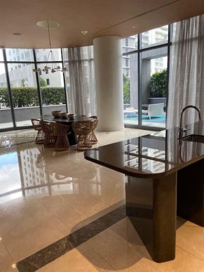 45 SW 9th St , Unit 1007, Miami, FL 33130 Photo