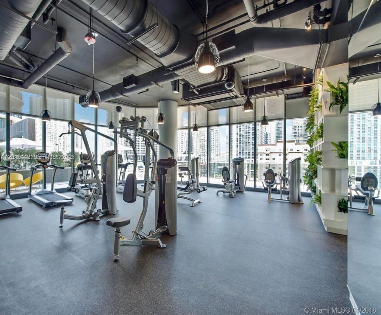 45 SW 9th St , Unit 1007, Miami, FL 33130 Photo