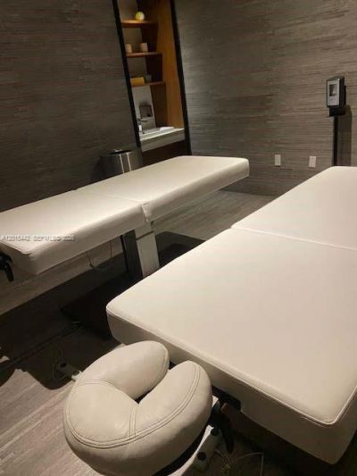45 SW 9th St , Unit 1007, Miami, FL 33130 Photo