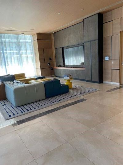 45 SW 9th St , Unit 1007, Miami, FL 33130 Photo