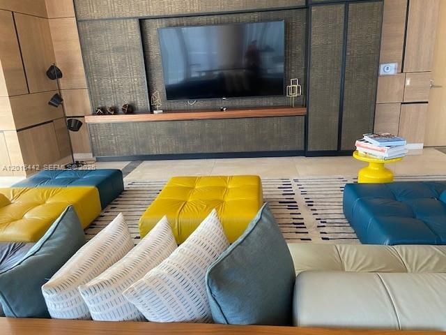 45 SW 9th St , Unit 1007, Miami, FL 33130 Photo