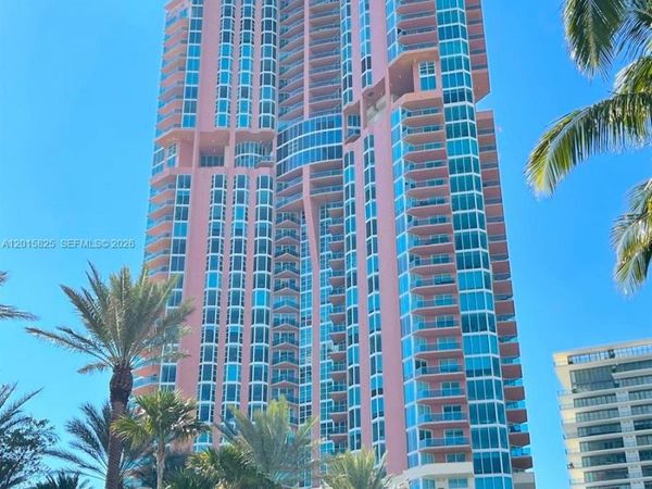 300 S Pointe Dr , Unit 704, Miami Beach, FL 33139