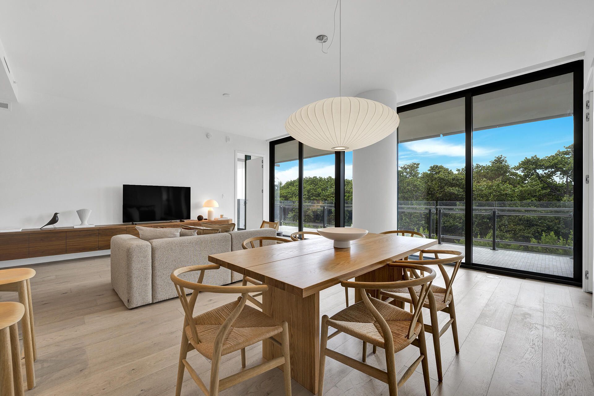 8701 Collins Ave, Unit 304, Miami Beach, FL 33154 Photo