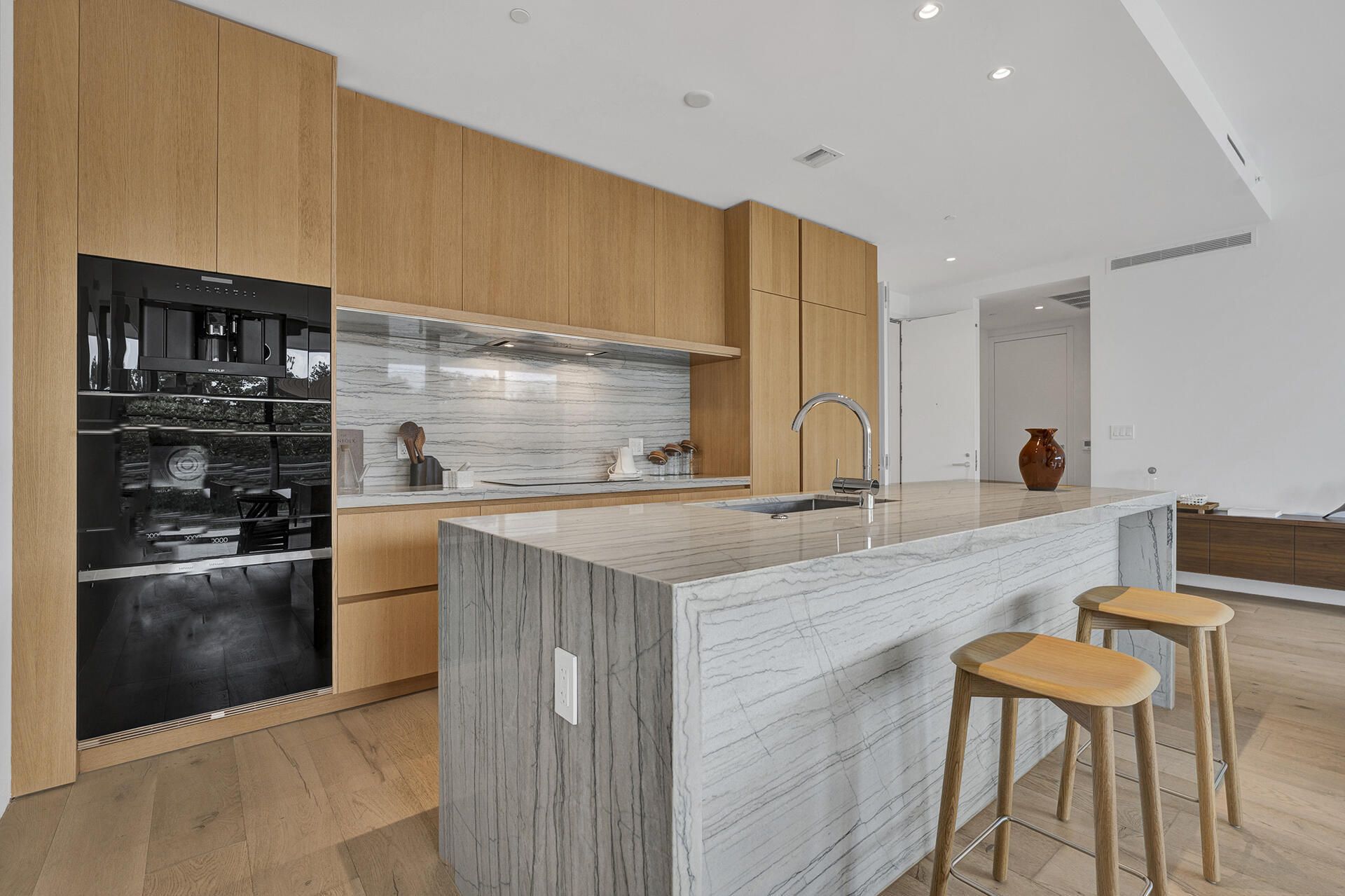 8701 Collins Ave, Unit 304, Miami Beach, FL 33154 Photo