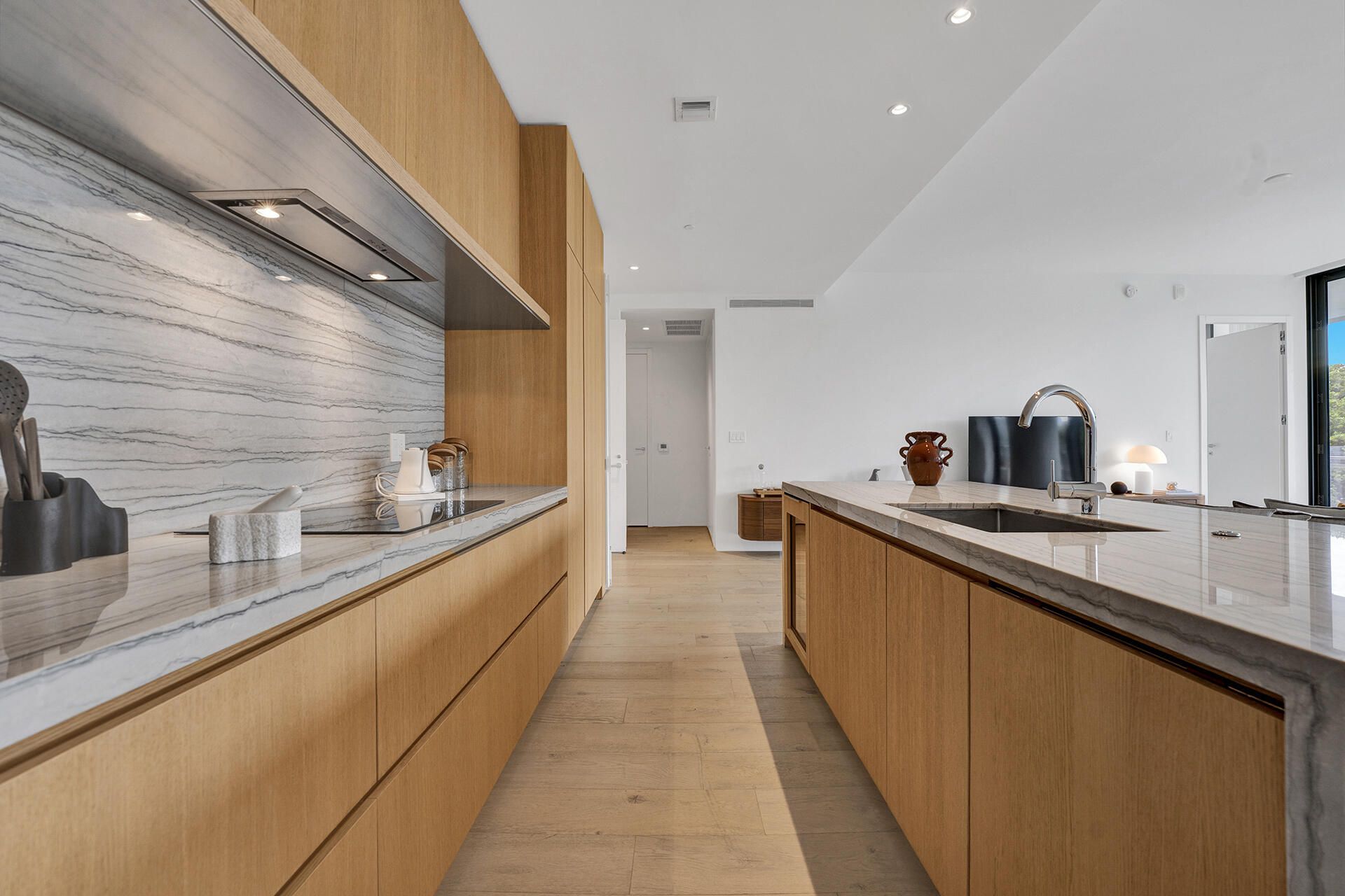 8701 Collins Ave, Unit 304, Miami Beach, FL 33154 Photo