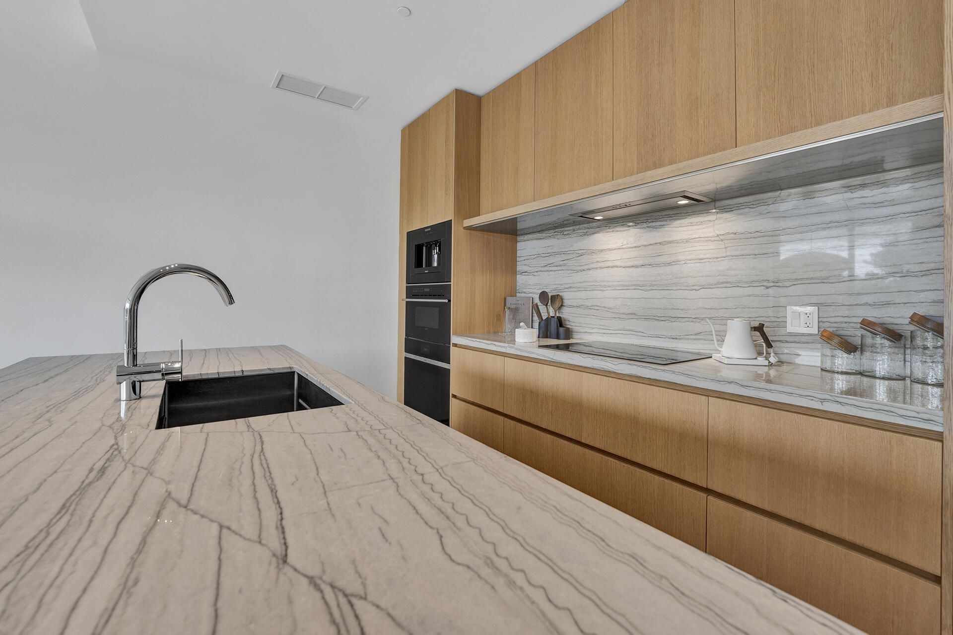8701 Collins Ave, Unit 304, Miami Beach, FL 33154 Photo