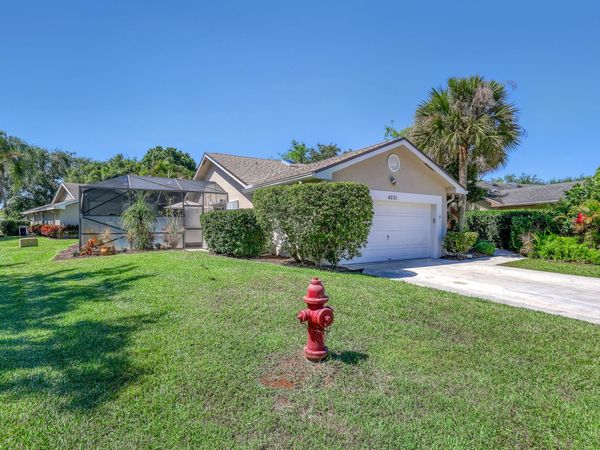 4201 Green Forest Way, Boynton Beach, FL 33436