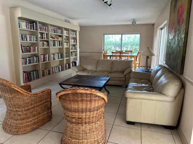 4201 Green Forest Way, Boynton Beach, FL 33436 Photo