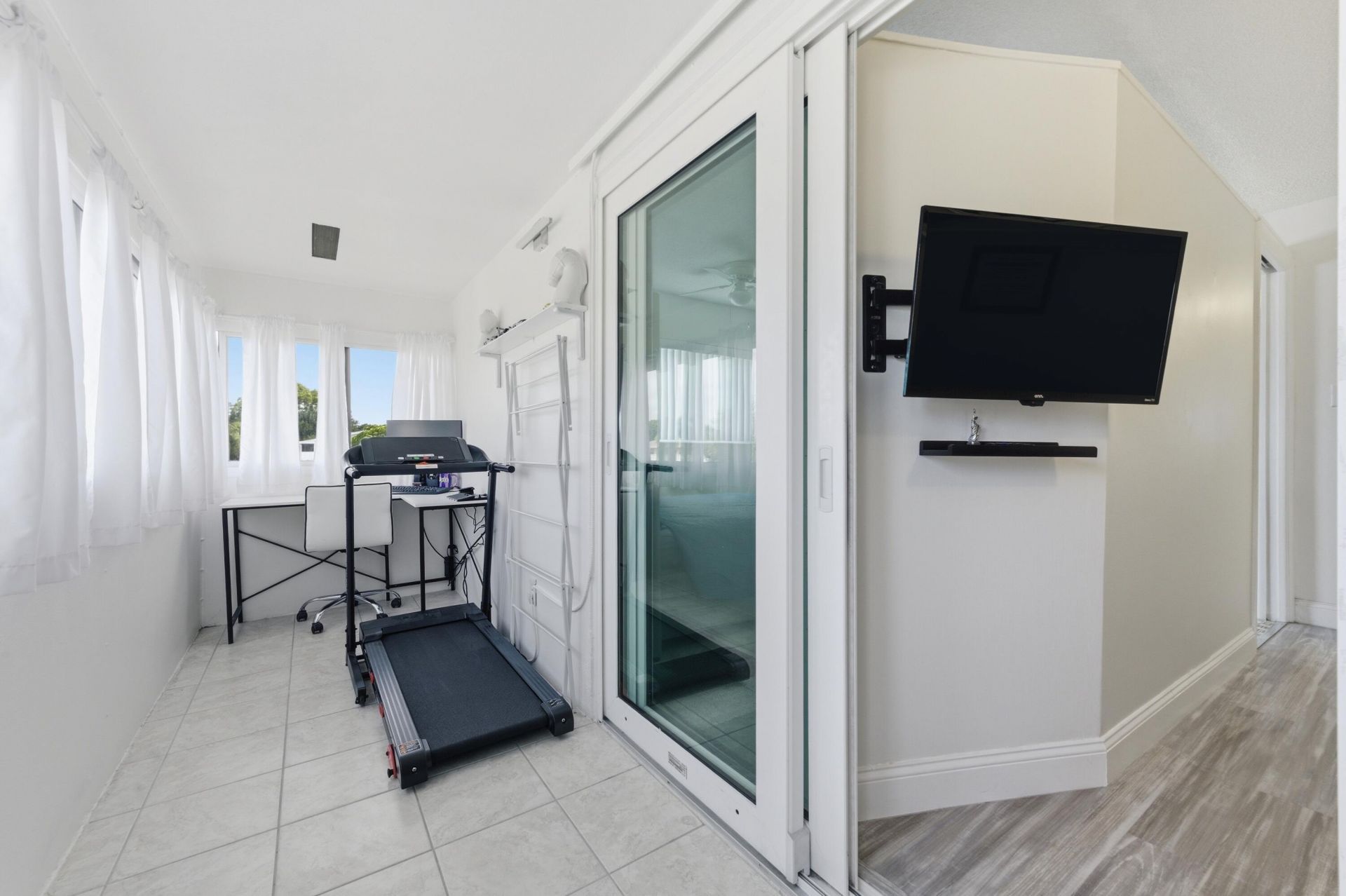 70 Bedford, Unit C, West Palm Beach, FL 33417 Photo
