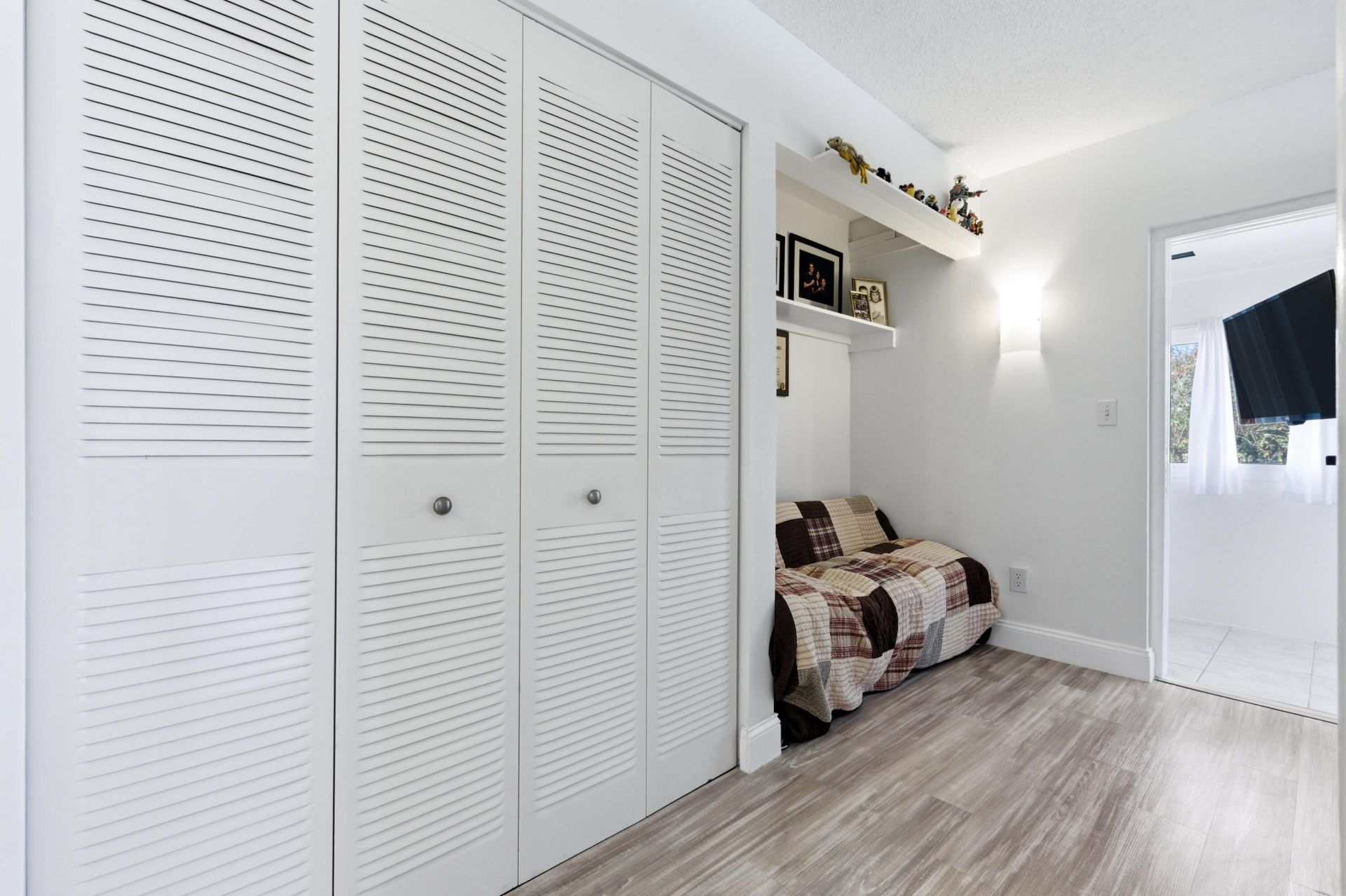 70 Bedford, Unit C, West Palm Beach, FL 33417 Photo