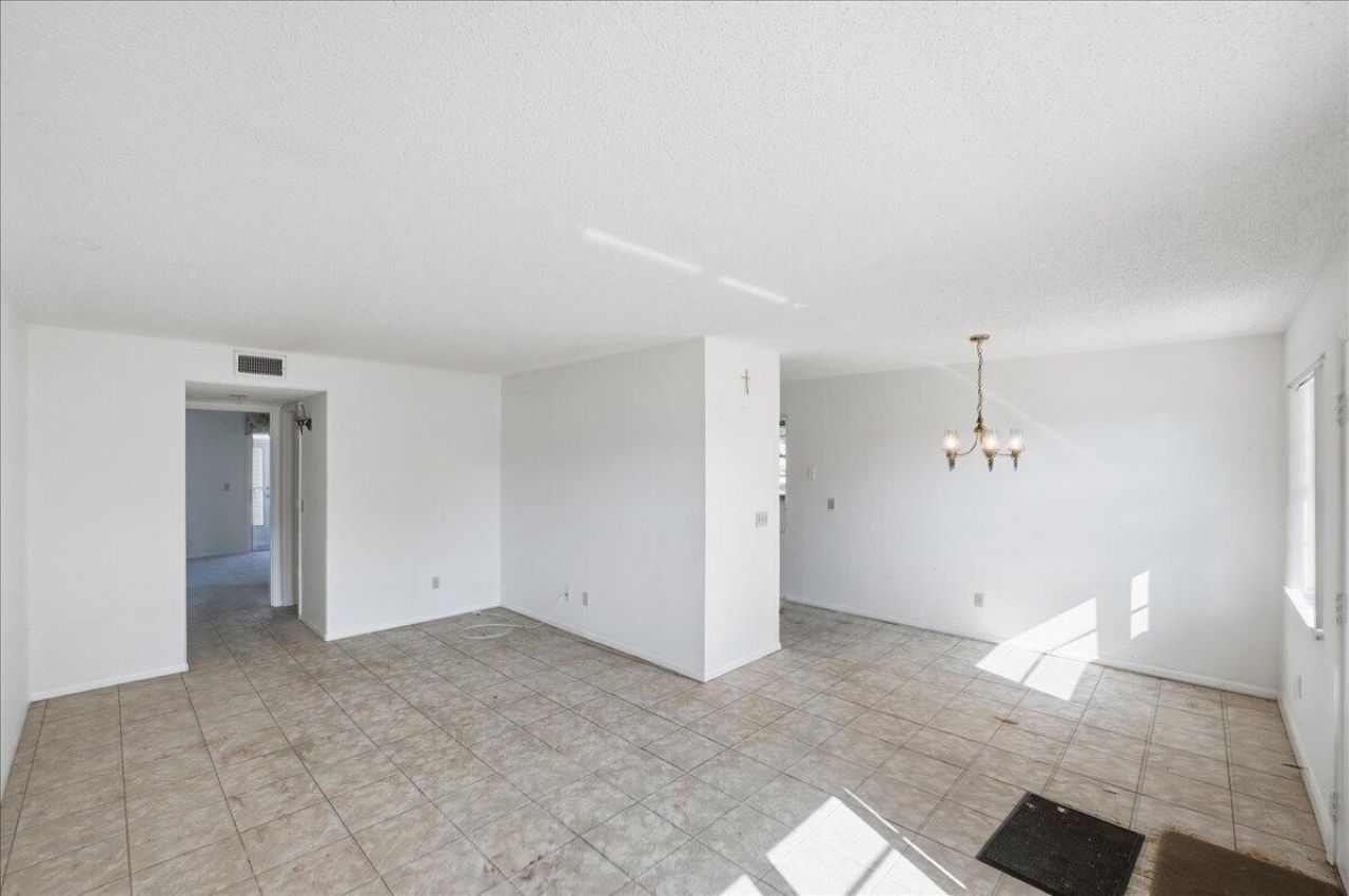 28 Lake Vista Trail, Unit 105, Port Saint Lucie, FL 34952 Photo