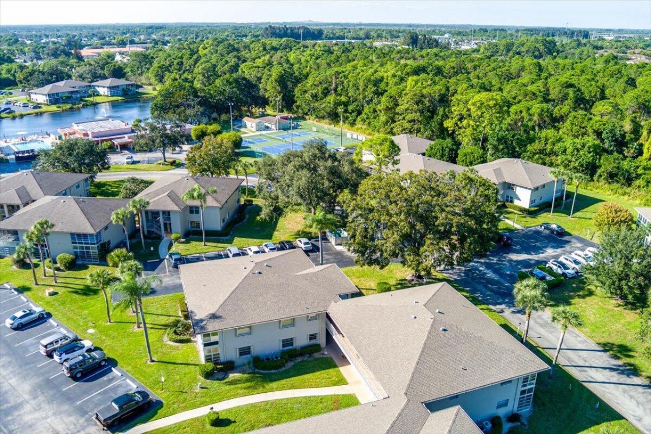 28 Lake Vista Trail, Unit 105, Port Saint Lucie, FL 34952 Photo