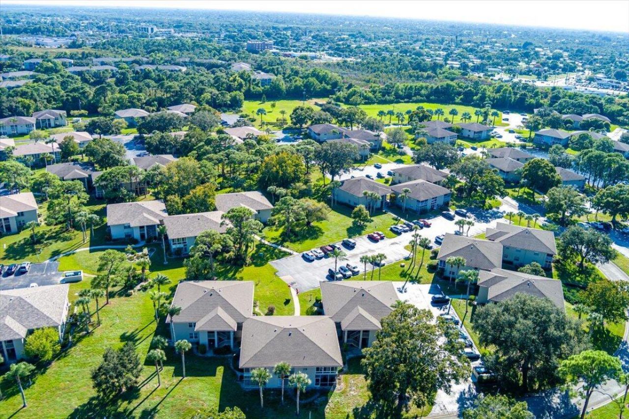 28 Lake Vista Trail, Unit 105, Port Saint Lucie, FL 34952 Photo