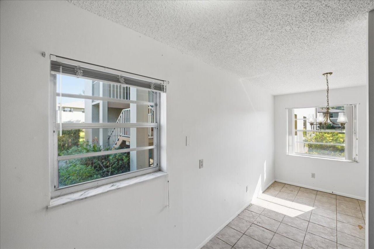 28 Lake Vista Trail, Unit 105, Port Saint Lucie, FL 34952 Photo