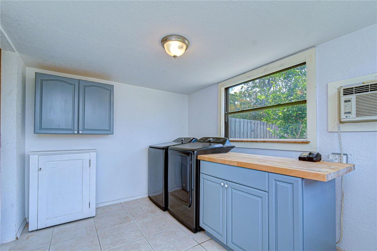 3653 2nd Avenue N, Saint Petersburg, FL 33713 Photo
