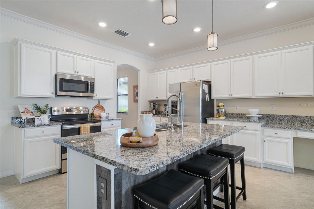 517 Mimosa Court, Bradenton, FL 34212 Photo