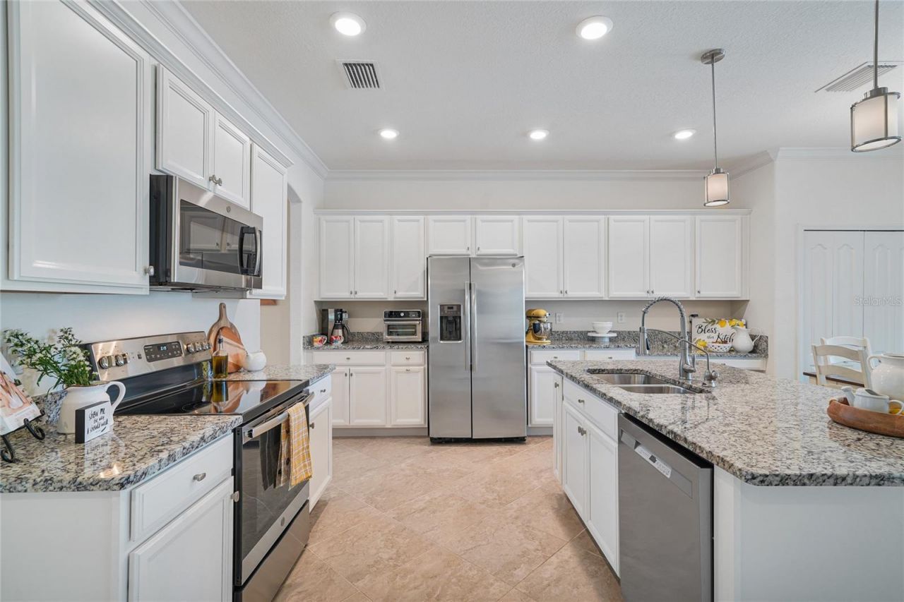 517 Mimosa Court, Bradenton, FL 34212 Photo
