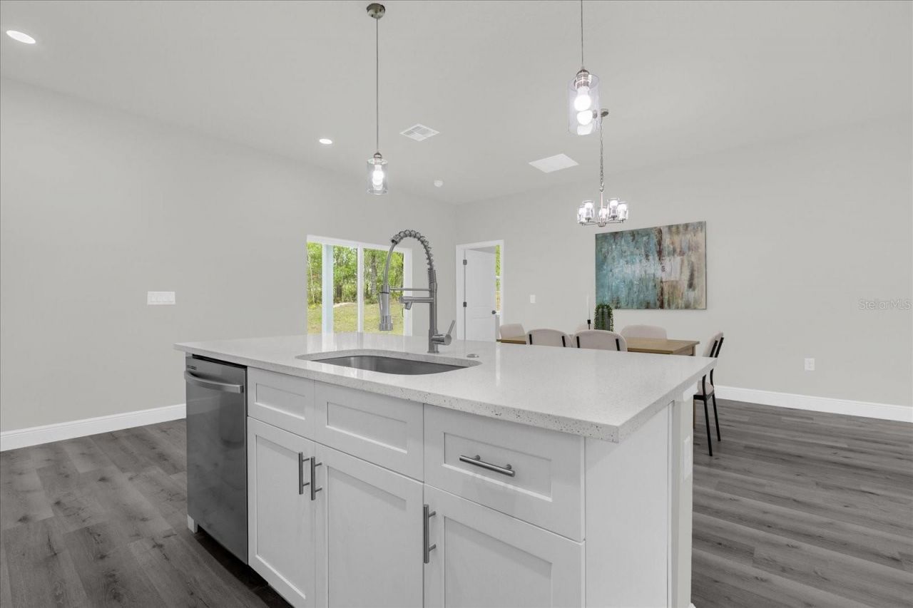 1233 W Shady Lane, Dunnellon, FL 34434 Photo