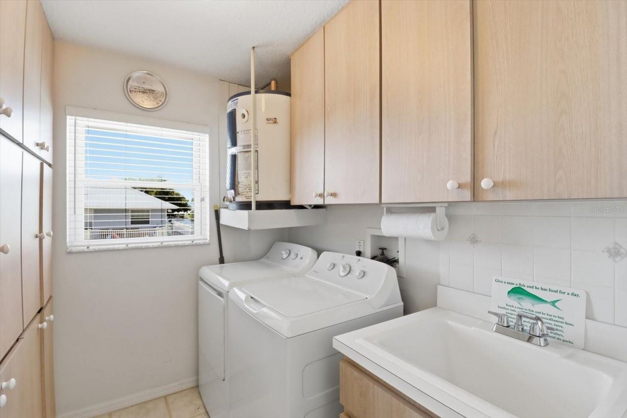 2882 N Comanche Point, Crystal River, FL 34429 Photo