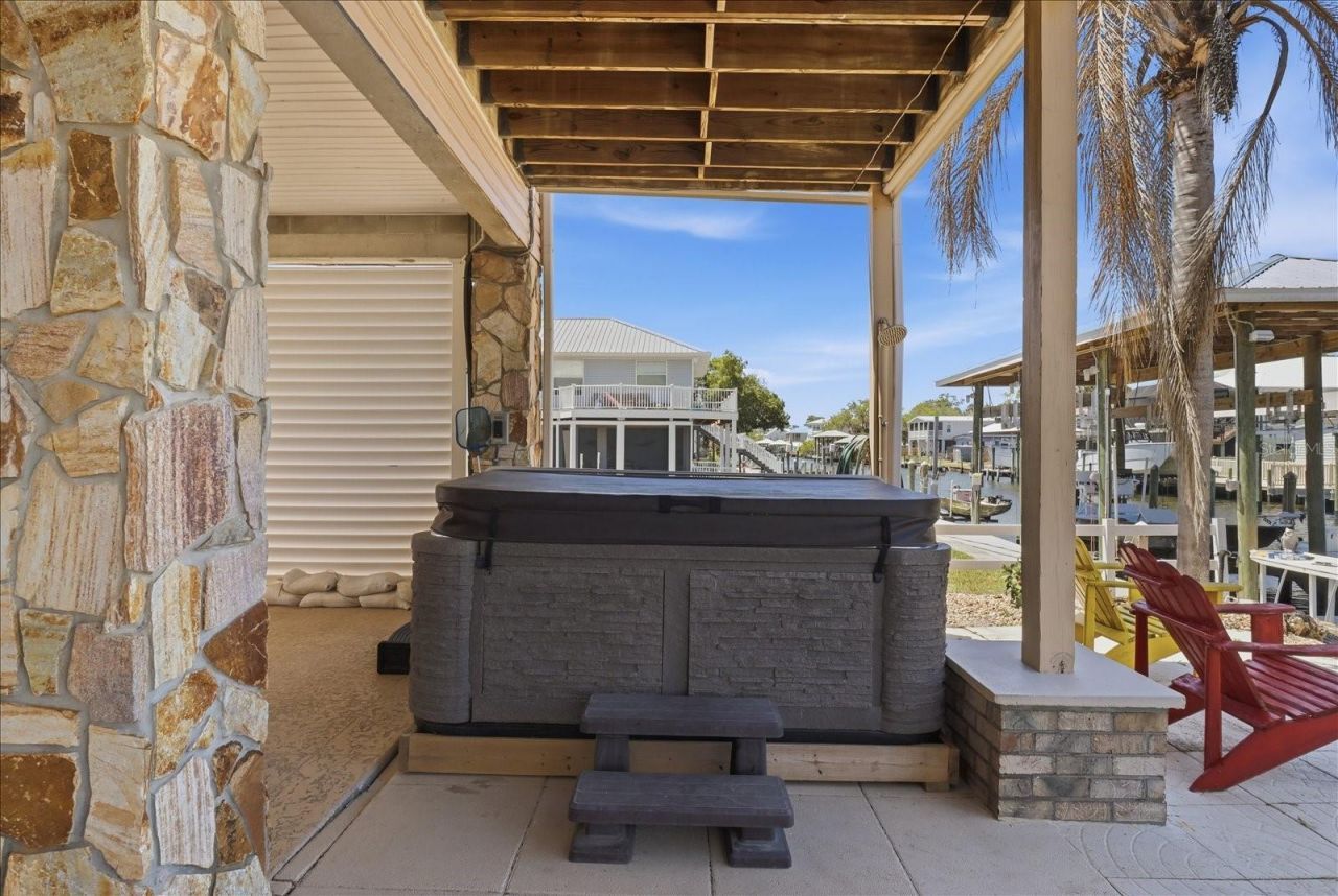 2882 N Comanche Point, Crystal River, FL 34429 Photo