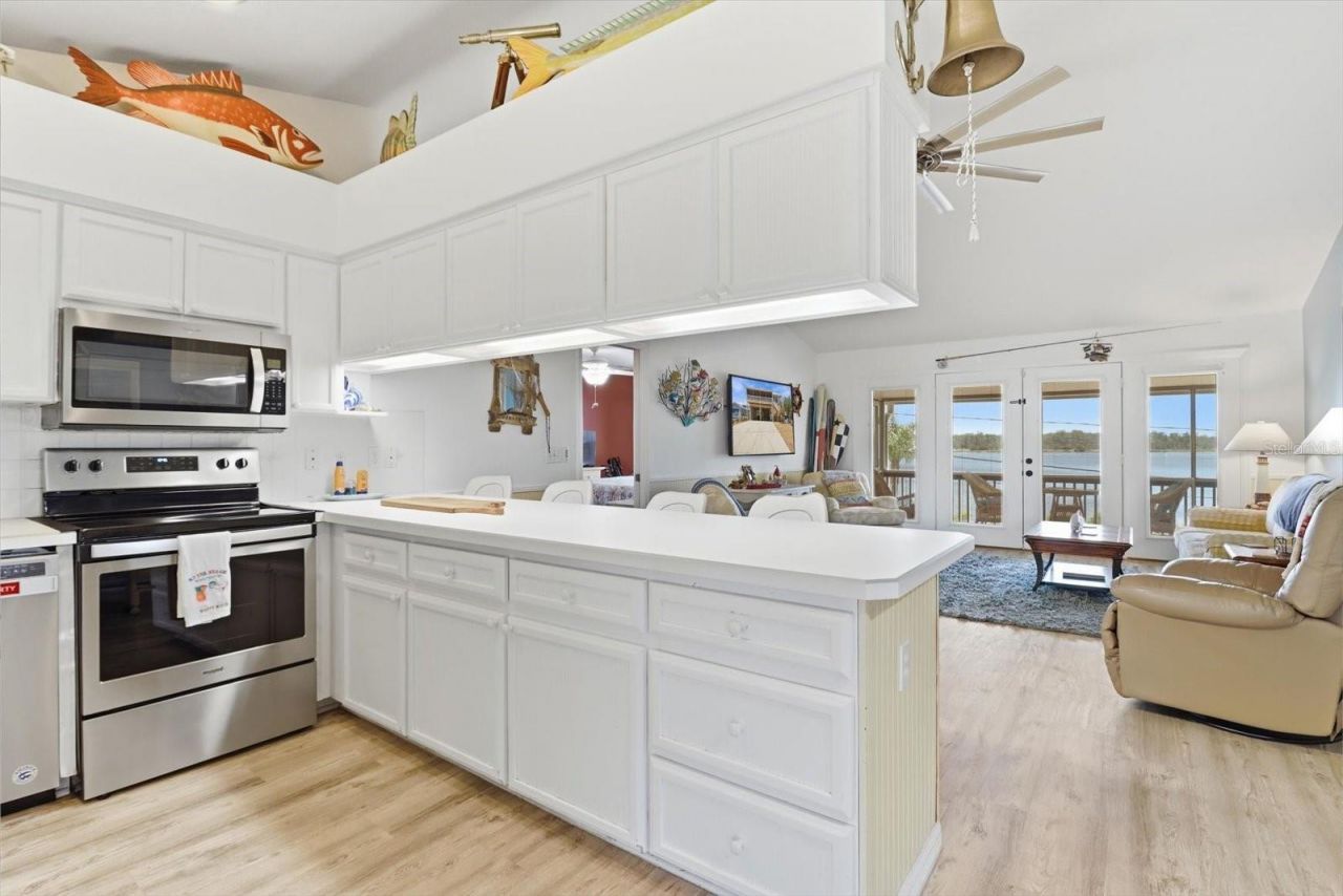 2882 N Comanche Point, Crystal River, FL 34429 Photo