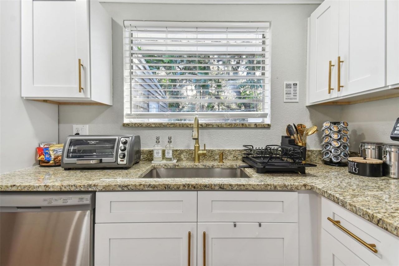 414 Joyce Avenue, Temple Terrace, FL 33617 Photo