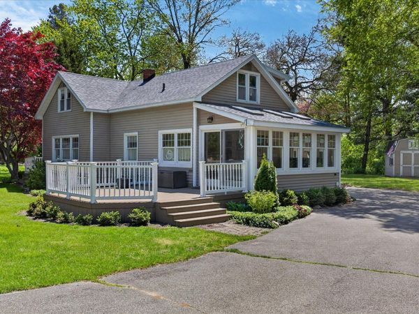 3130 S Lakeshore Drive, St. Joseph, MI 49085