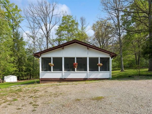 135 Tanager Drive , New Alexandria, PA 15670