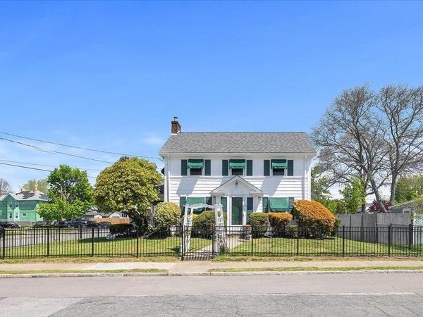 12 Goddard, Fall River, MA 02720