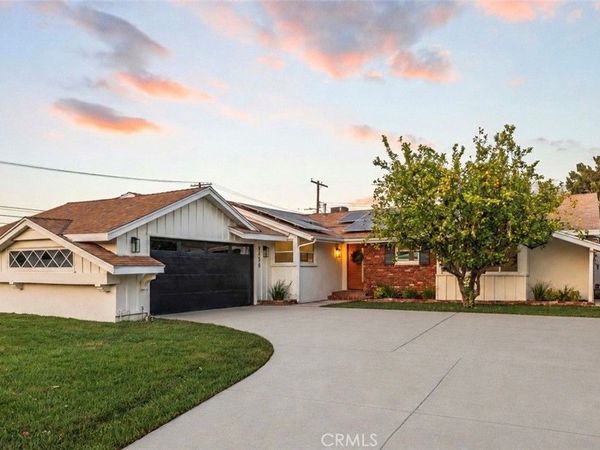 9458 Ruffner Avenue, Northridge, CA 91343