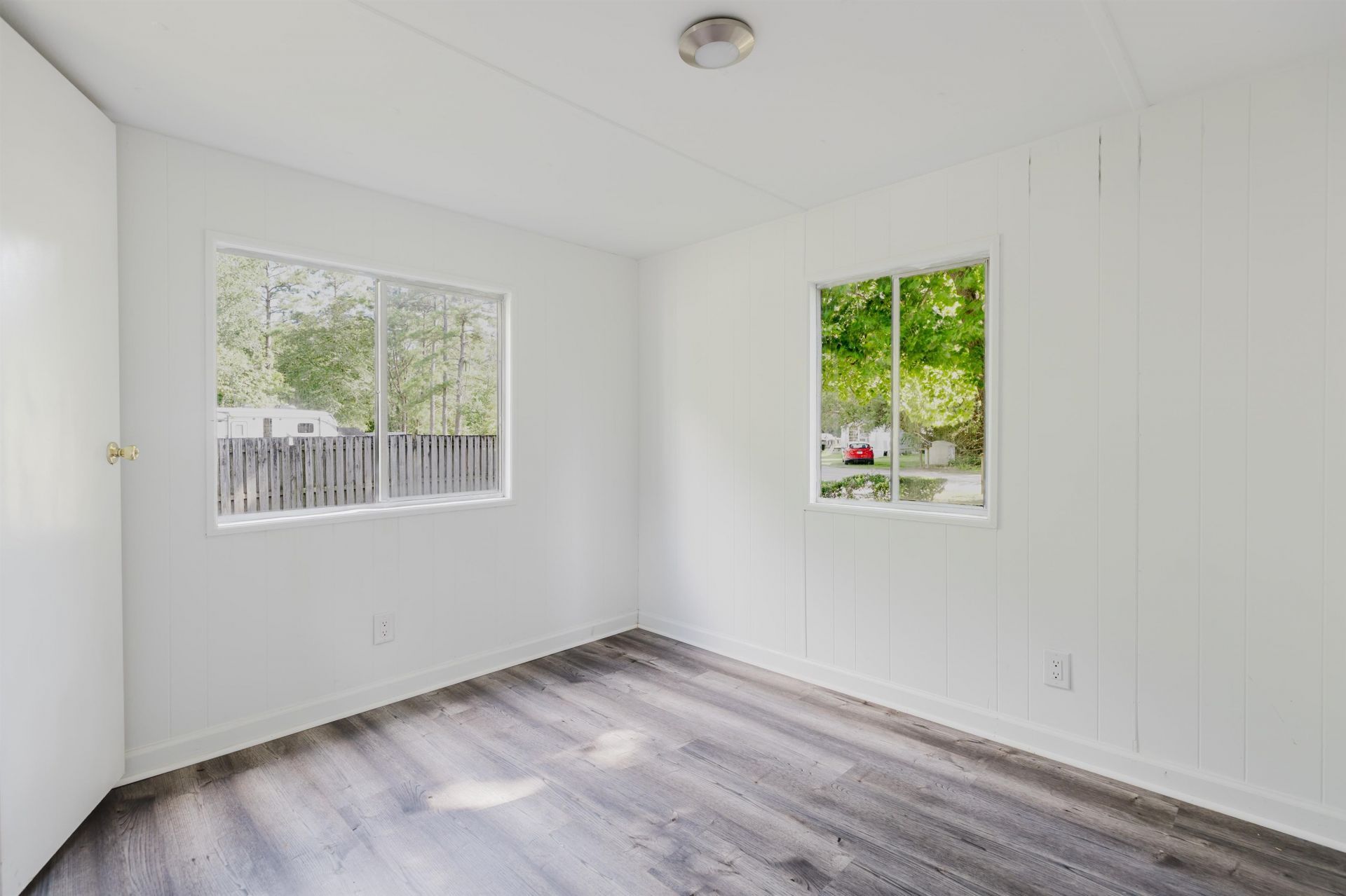 1815 Cactus Dr. Photo 4