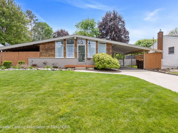 2412 Ridgeline Drive, Lansing, MI 48912