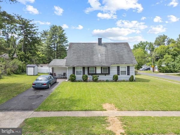 2 BUDHOLLOW LANE, WILLINGBORO, NJ 08046