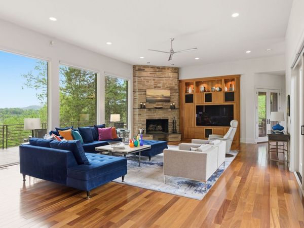 1249 Saddle Springs Dr , Thompsons Station, TN 37179