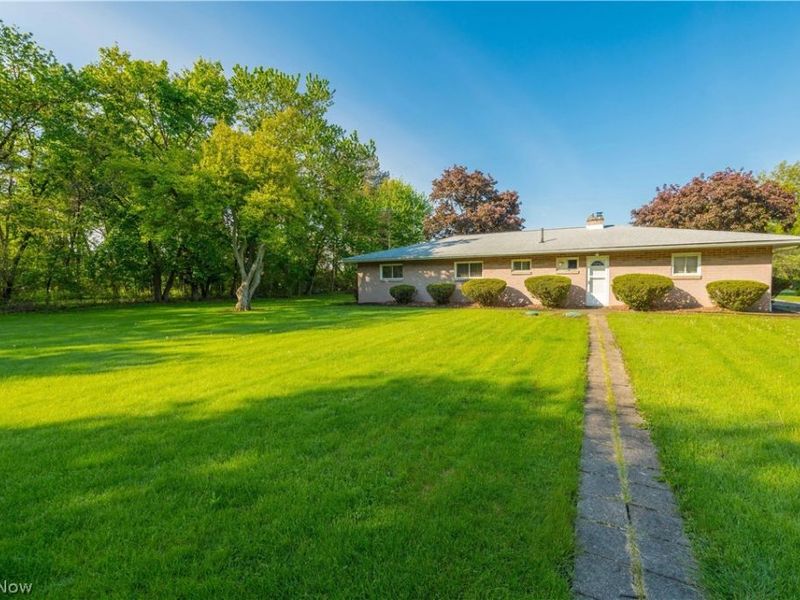 3719 Long, Avon, OH 44011 Photo 10
