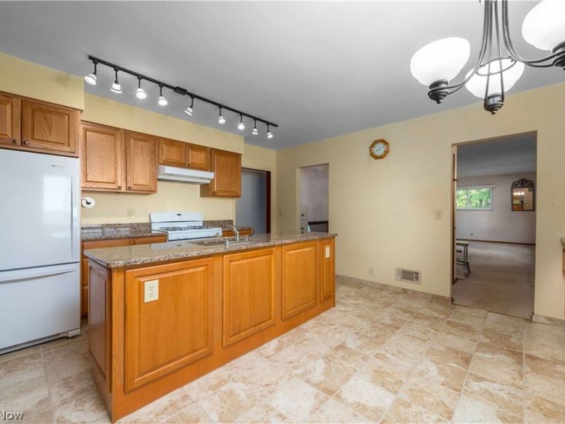 3719 Long, Avon, OH 44011 Photo 23